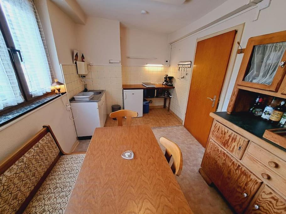 Haus Moselwald - 3 Bedrooms Enkirch Exteriör bild